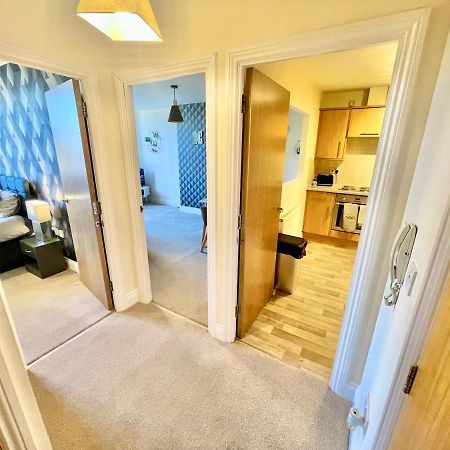 A Stylish Retreat - Super King Bed - Heart Of Town Centre - 5 Mins Stroll To Beach Bournemouth Exterior foto